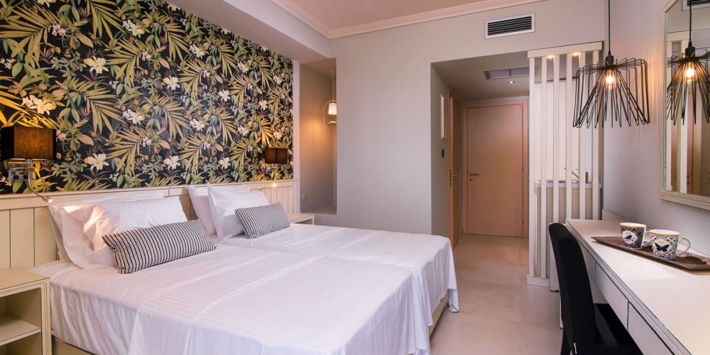 Standard Room, Neikos Mediterraneo Luxury Suites 3*