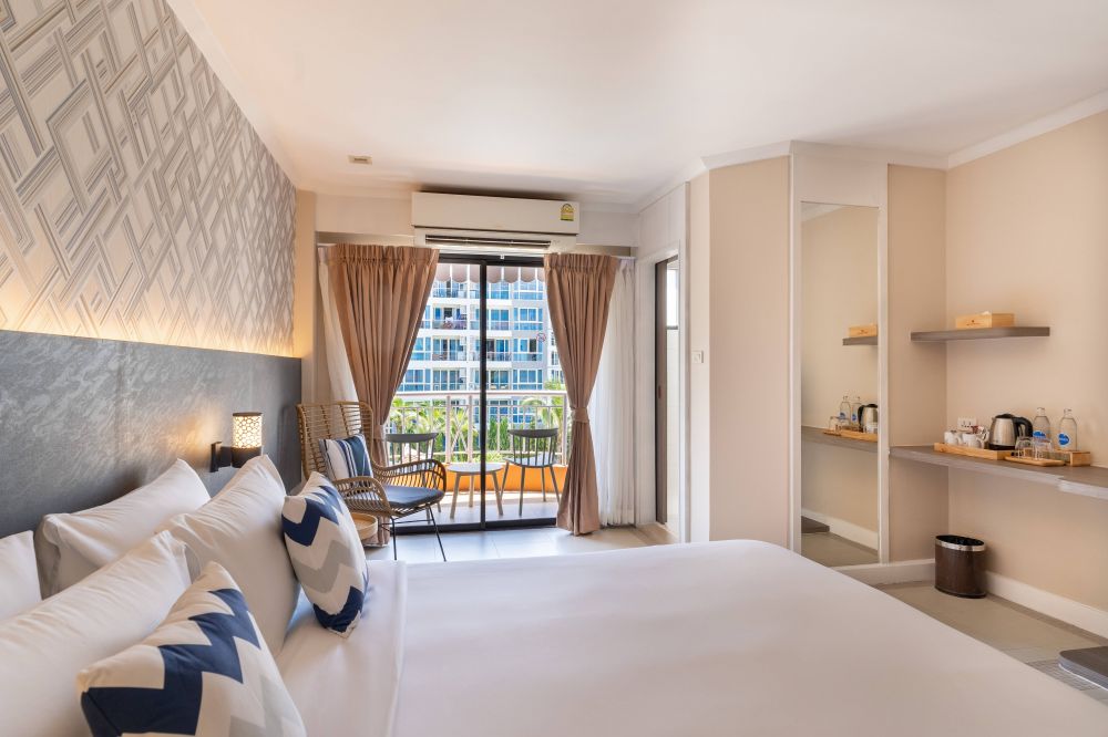 Superior Room, Heeton Concept Hotel Pattaya 4*