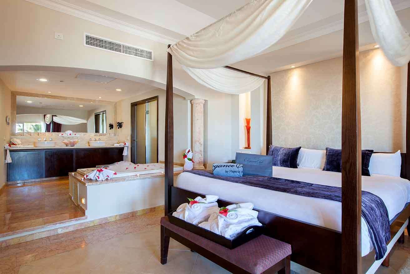 Elegance Club Swim Up Suite Outdoor Jacuzzi, Majestic Elegance Punta Cana | Adults Only Section 5*
