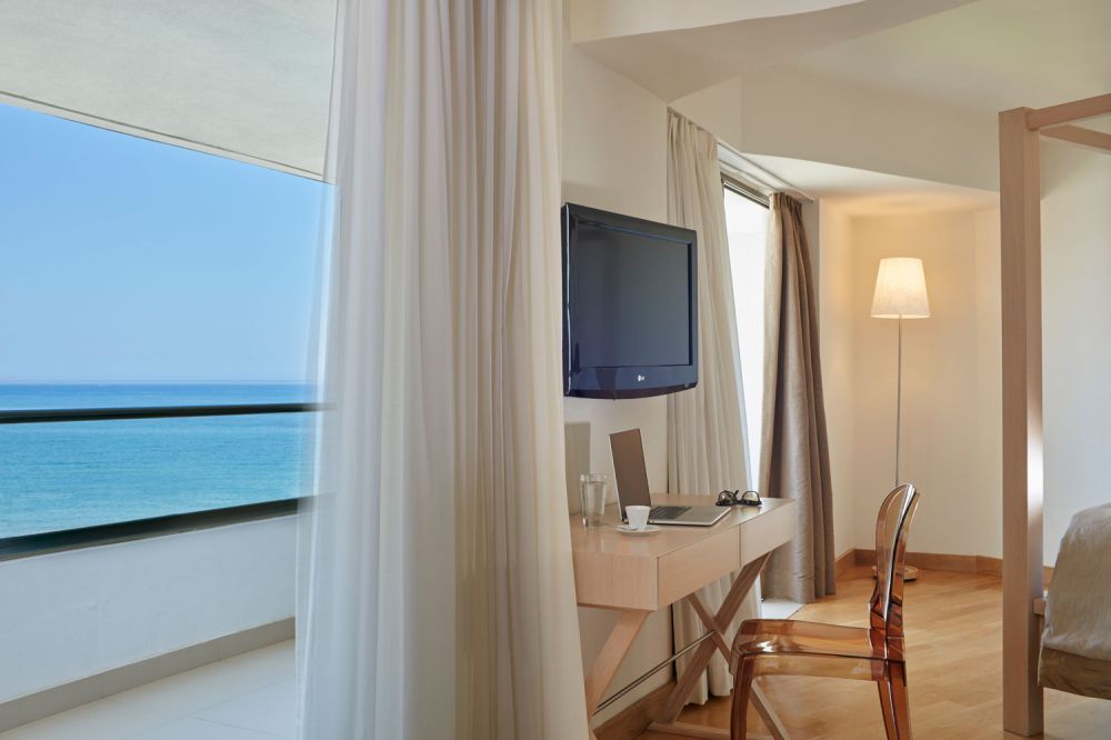 Cool Junior Suite, The Island Hotel | Adults Only 5*