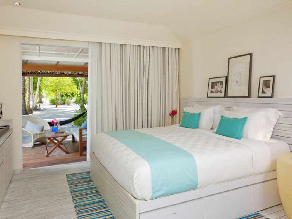 Beach Villa/ Garden Villa, Holiday Inn Resort Kandooma 4*