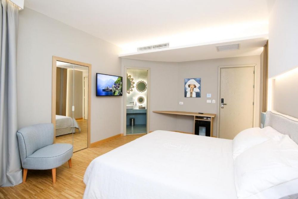 Suite, Priam Luxury Resort 5*