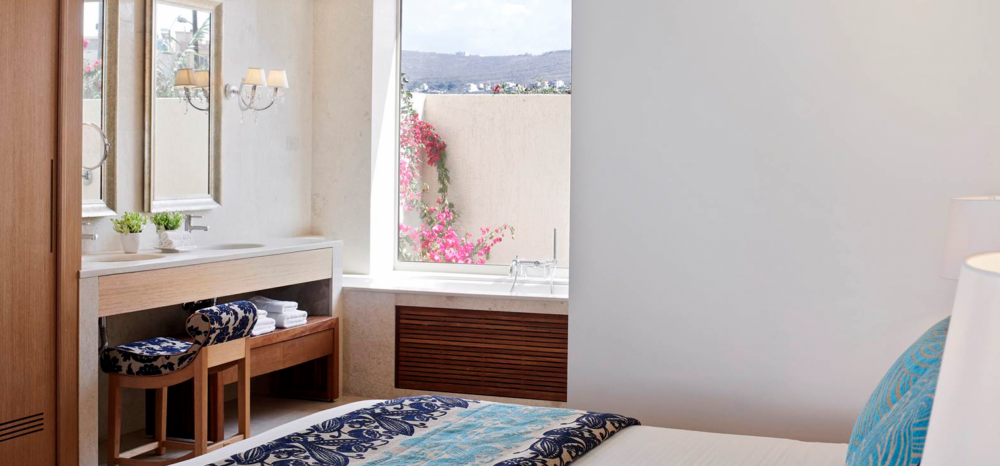 Suite Resort View with Beach Cabana, Knossos Beach Bungalows and Suites 5*