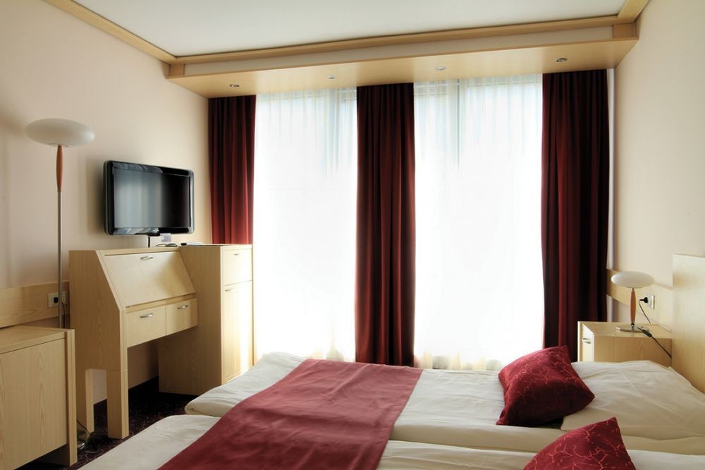 Double Forest/Park, Grand Hotel Donat 4*