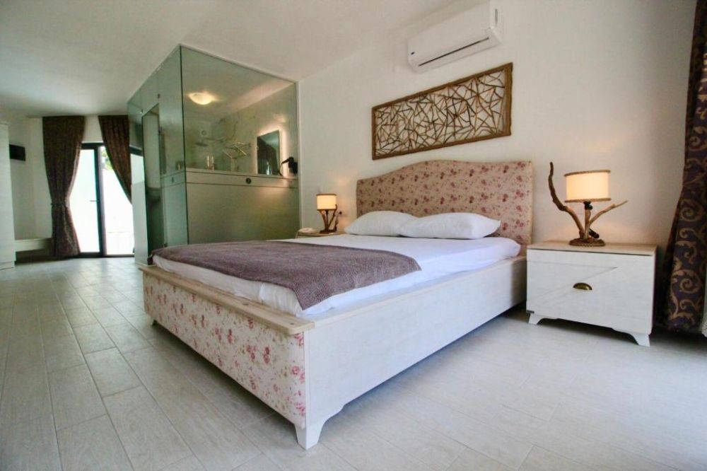 Honeymoon Room, Golden Life Z Exclusive Hotel | Adults Only 16+ 4*