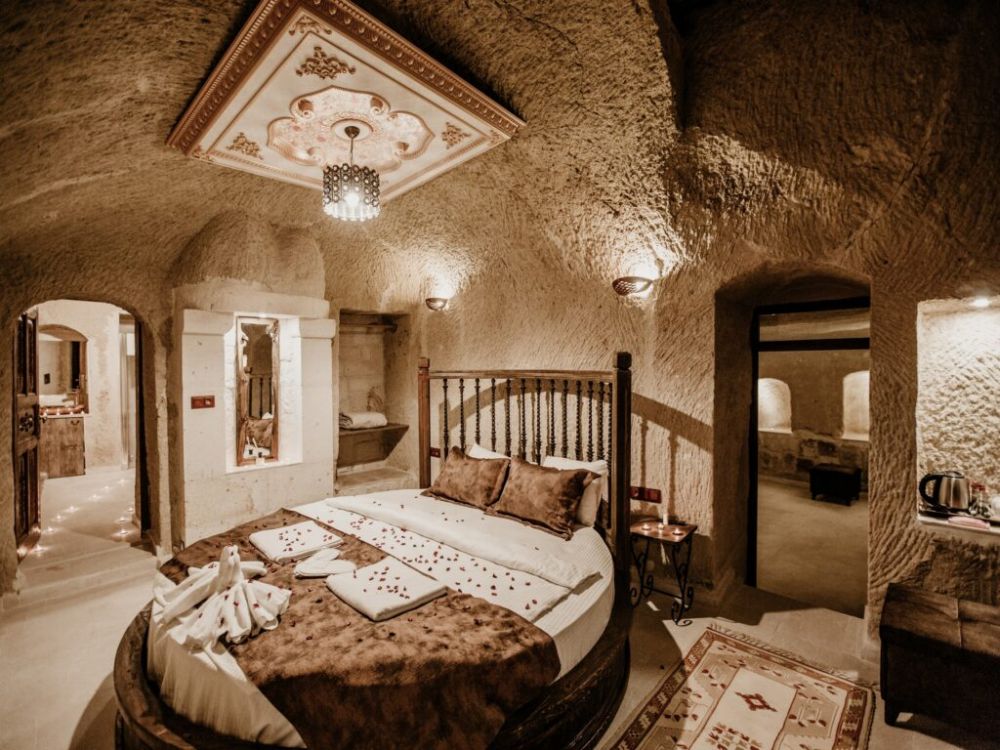 Agape/ Eros Delux Room, Romantic Cave Hotel 4*