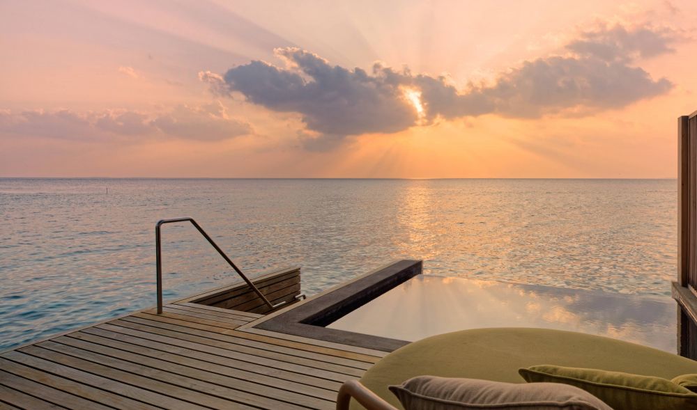 Sunset Ocean Pool Villa, Amari Raaya Maldives 5*