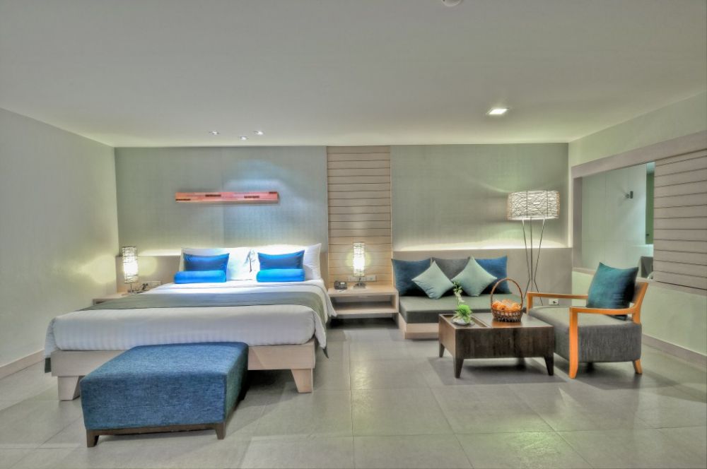 Premier Triple Room, Ashlee Heights Patong Hotel 4*