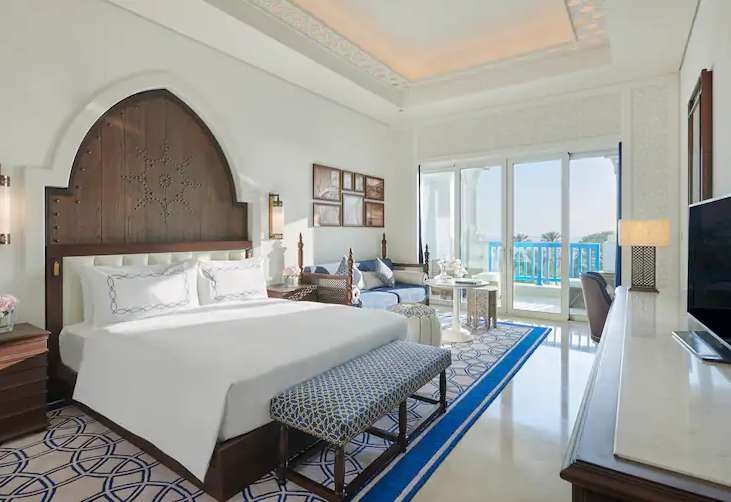 Guest Room SV, Hilton Salwa Beach Resort & Villas 5*