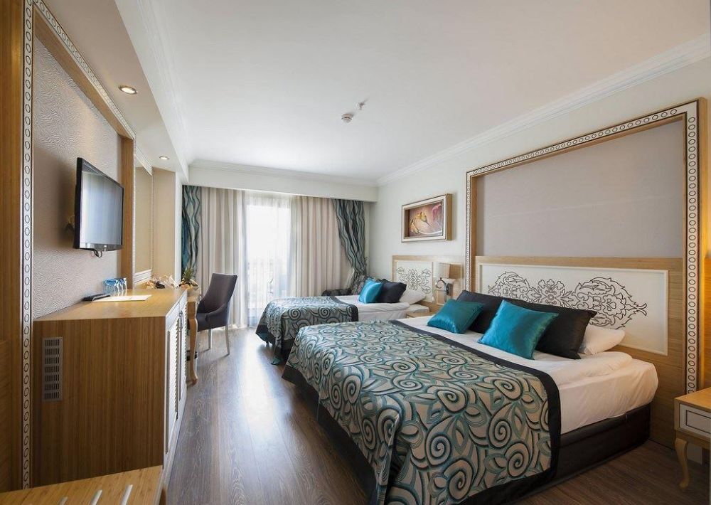 Standard Room Side Sea View, Crystal Waterworld Resort & Spa 5*