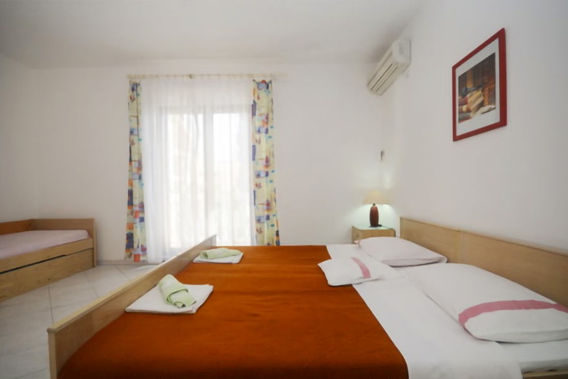 TWIN+extra bed, House Irena 3*