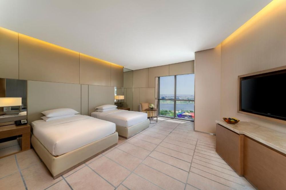 Club Room, Hyatt Regency Dubai Creek Heights 5*