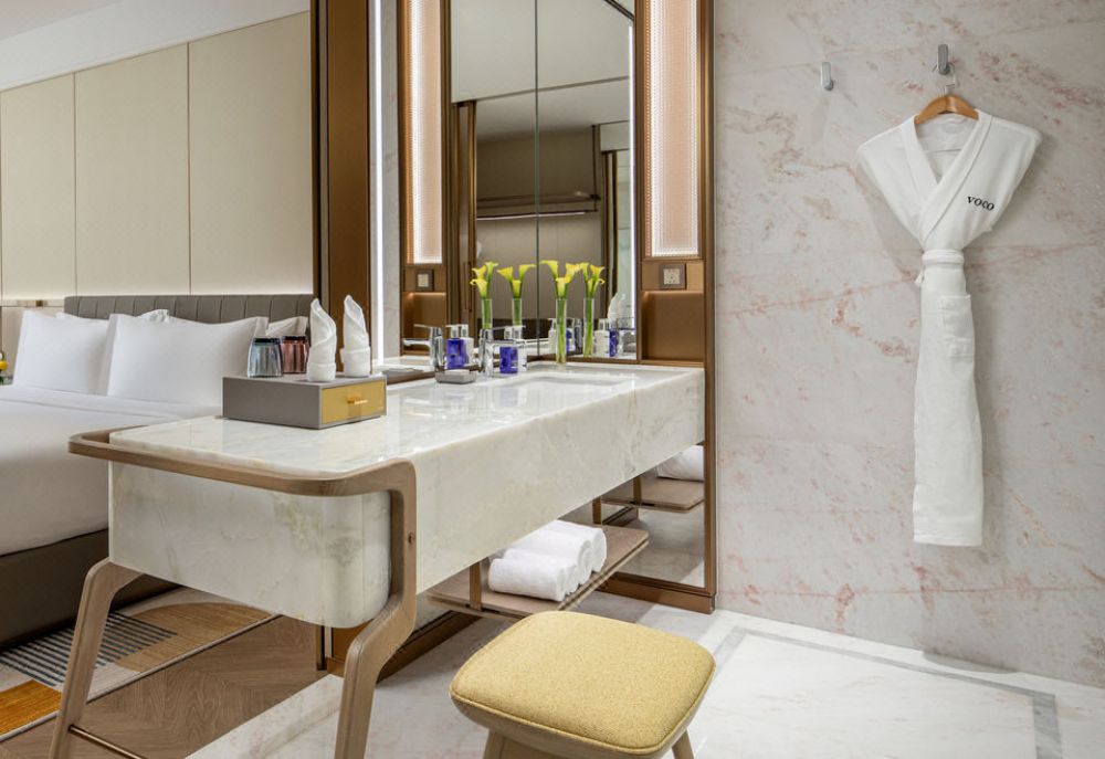 1 King and 1 Twin Standard Oceanfront Kid Theme Balcony, Voco Sanya Bay 5*