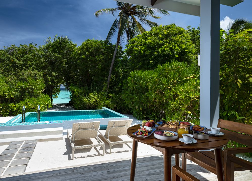 Sunset Beach Villa with Pool, Ifuru Island Maldives 5*