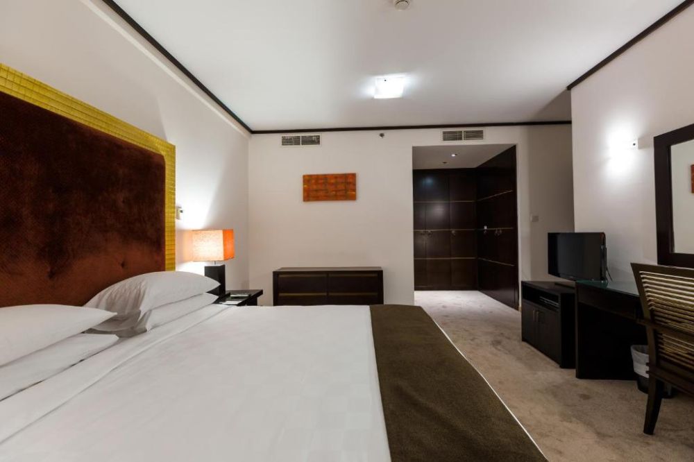 Deluxe Two Bedroom, Park Hotel Apartments 4*
