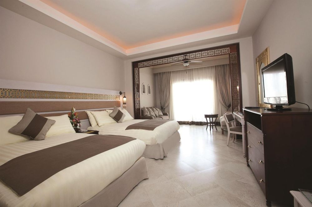 Deluxe Room, Sunrise Select Arabian Beach Resort 5*