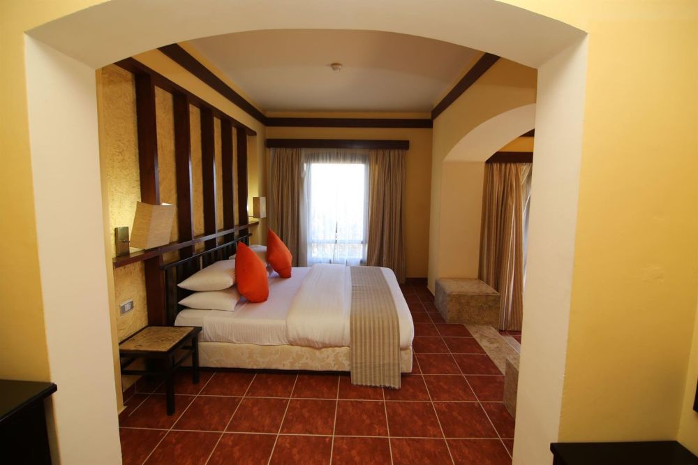 Standard Room, Tamra Beach Resort 4*