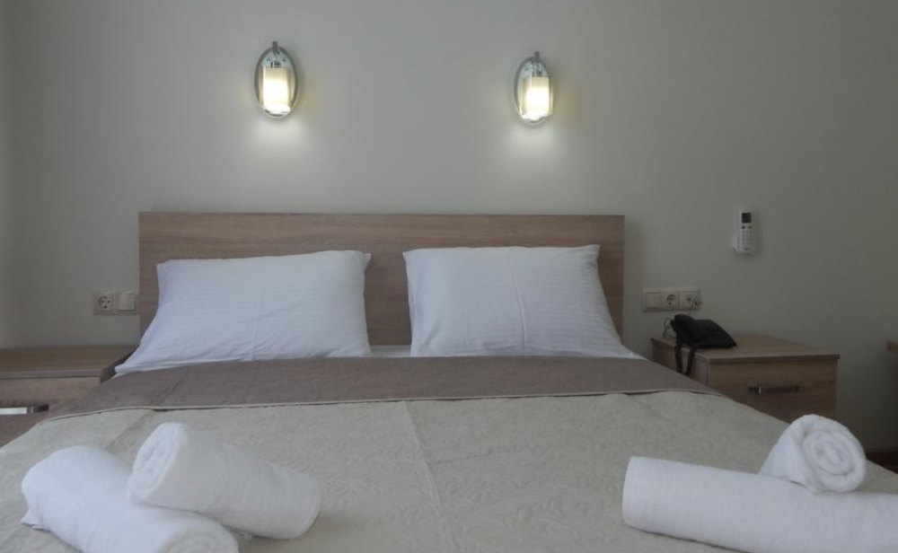 DOUBLE ROOM WITH 1 BED, Belugo 4*
