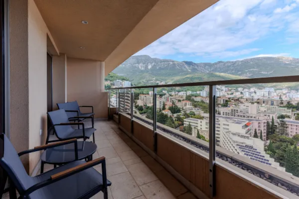 Skyline One-Bedroom Apartment Sea View with Terrace, Harmonia By Dukley 4*