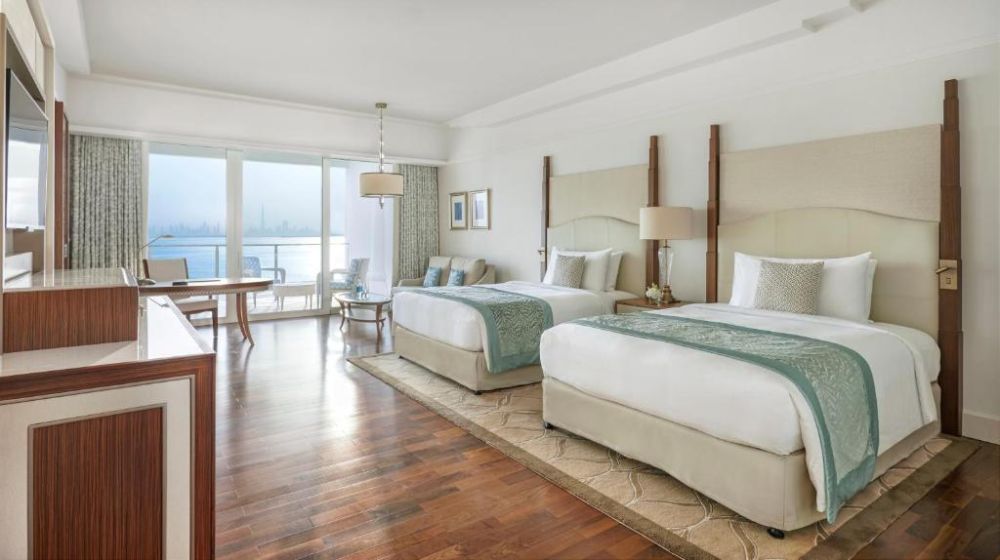 Pearl Club Sea View Queen Room, Waldorf Astoria Dubai Palm Jumeirah 5*