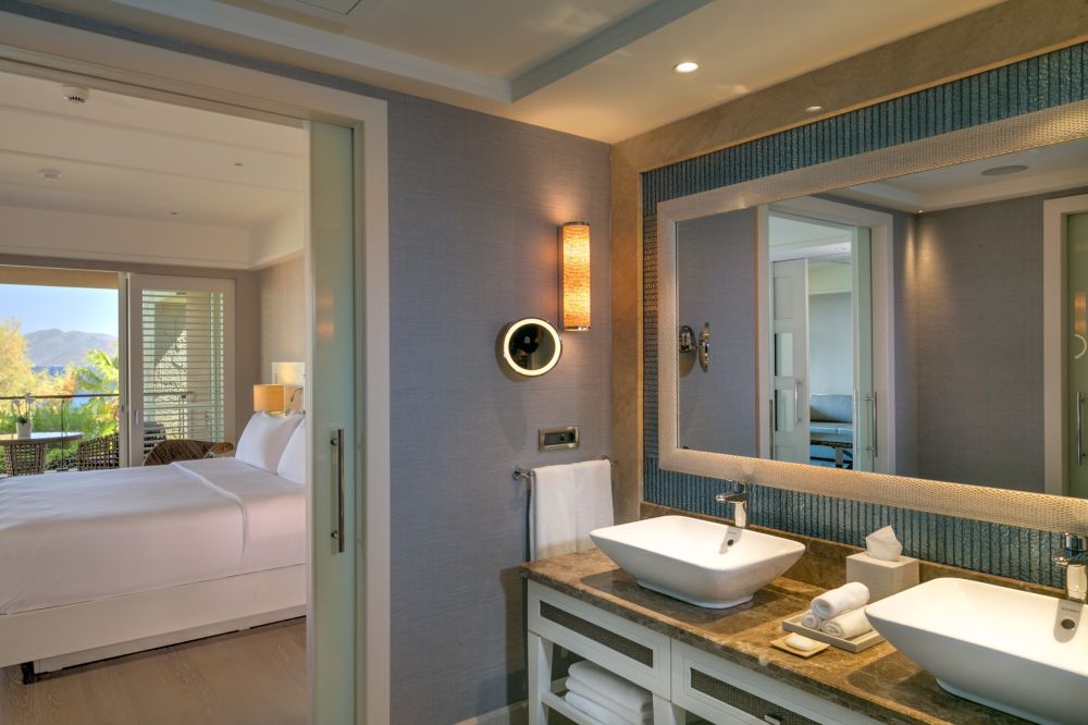One Bedroom Suite, Caresse Luxury Collection Resort & Spa 5*