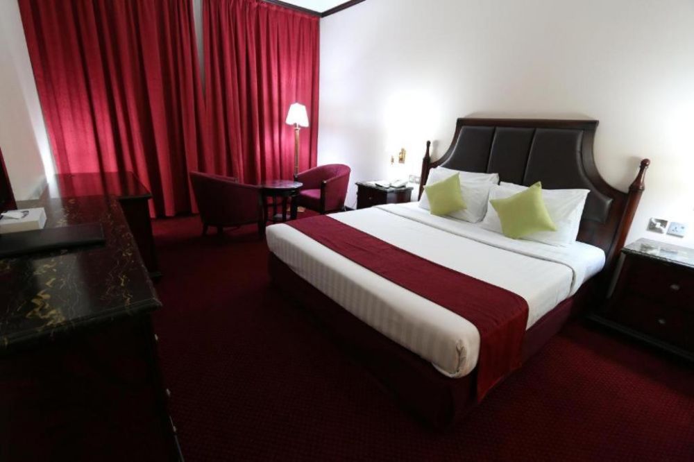 Deluxe Room, Knight Armour Hotel (ex. Grand Mayfair Hotel) 3*