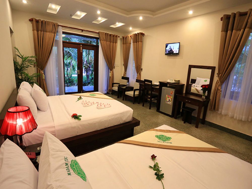 Villa Beach Front, Saigon Emerald Resort 4*