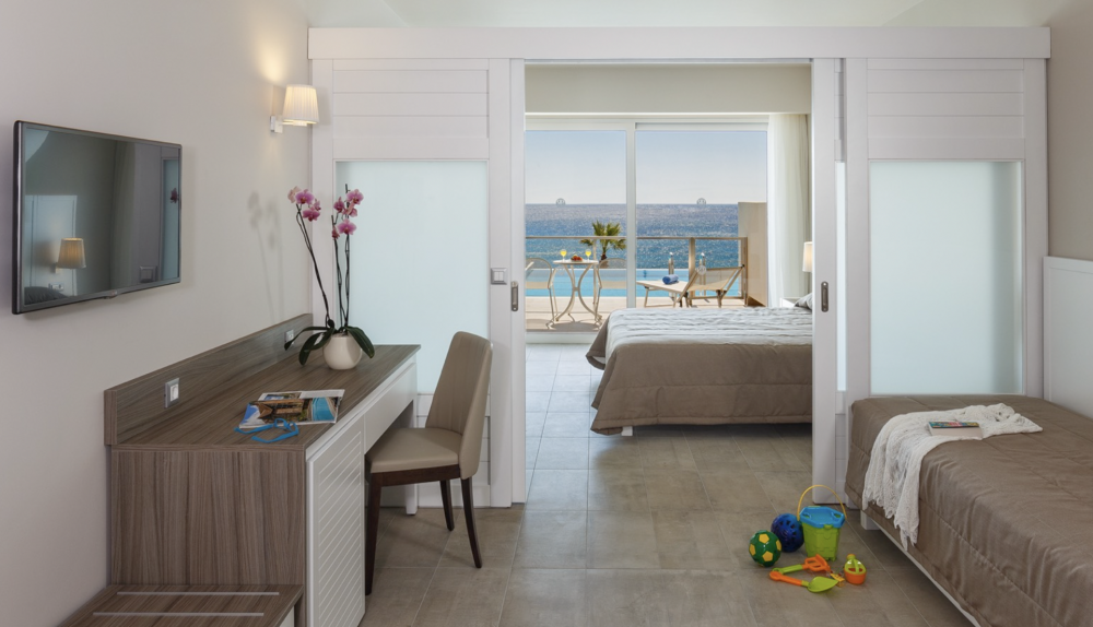 Executive Family Room Sea View Sharing Pool, Rodos Princess Beach Hotel 4*