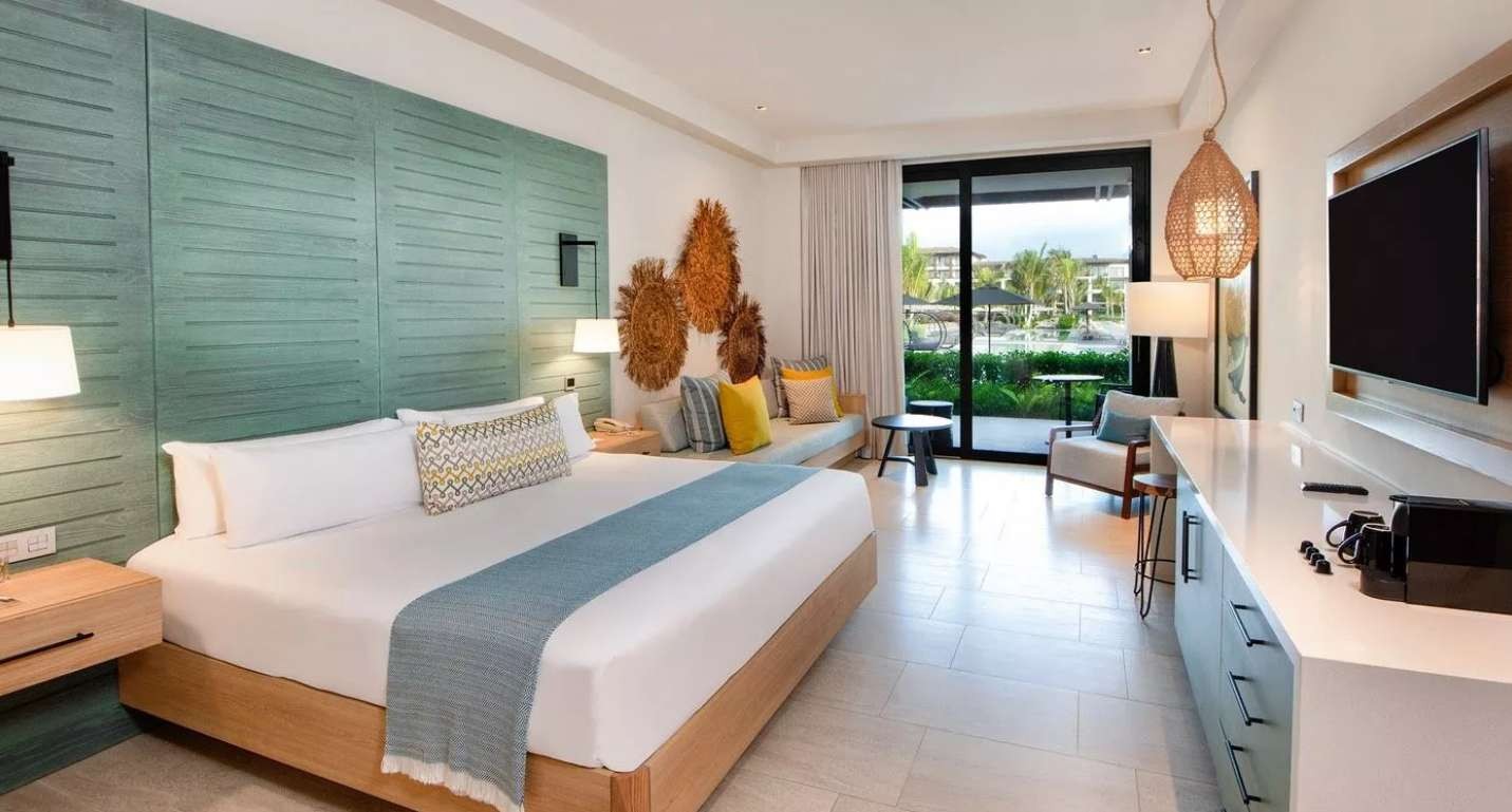Adults Only Junior Suite Pool, Lopesan Costa Bavaro Resort SPA & Casino | Adults Only Club 5*