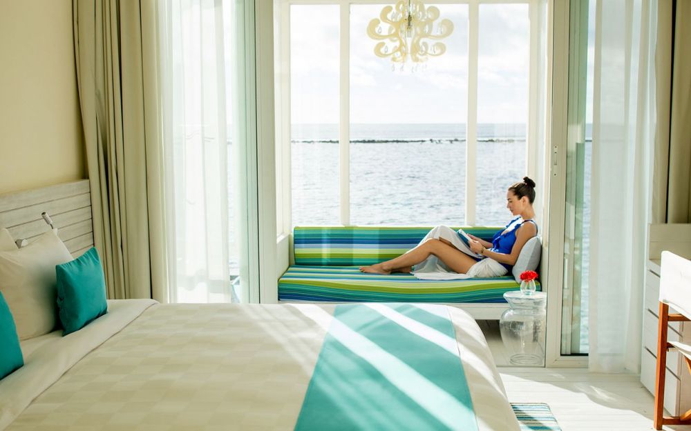 Two Bedroom Overwater Pavilion, Holiday Inn Resort Kandooma 4*