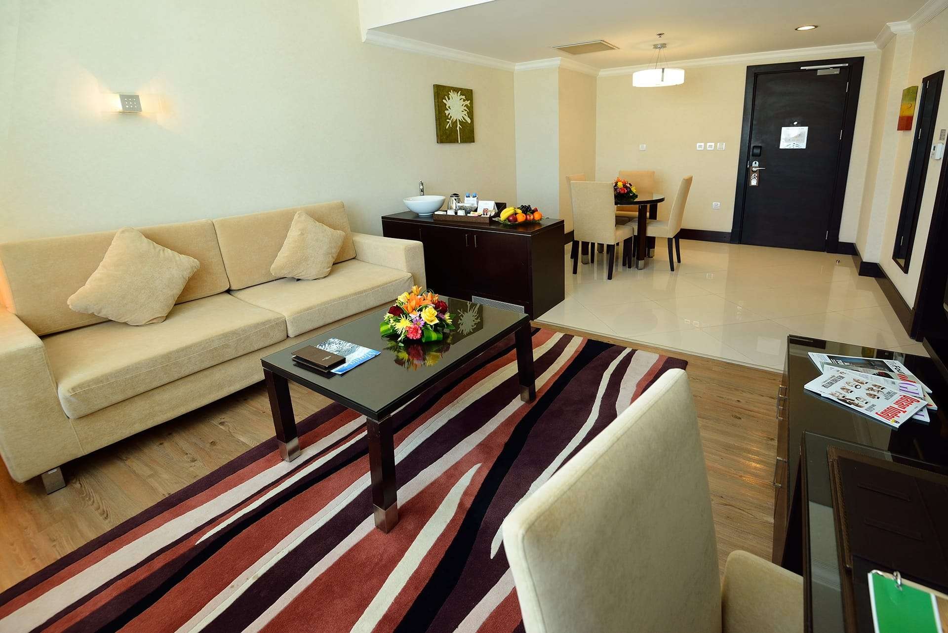 Executive Suite, Holiday Villa Hotel & Residence 4*