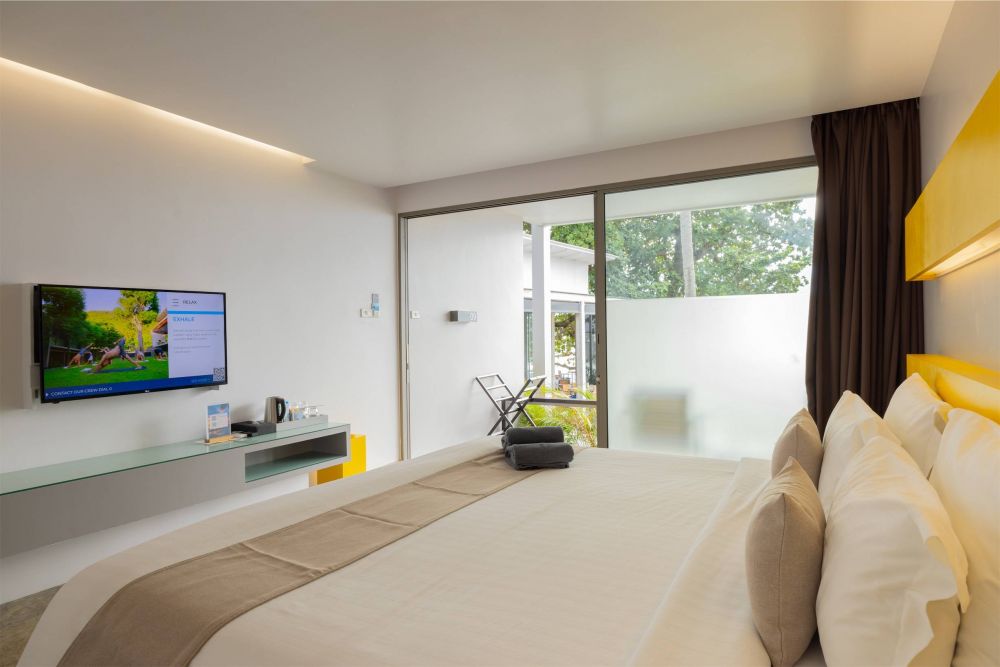 Deluxe Pool View with Terrace, Explorar Koh Phangan | Adults Only 16+ 4*
