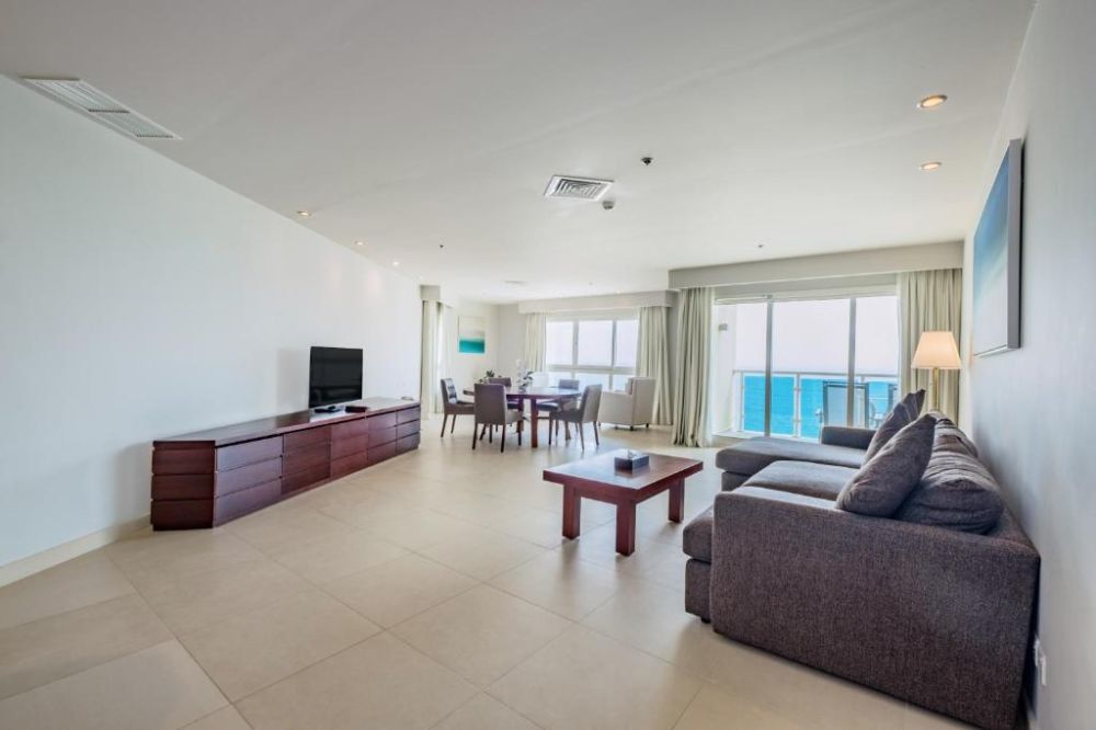 One Bedroom Suite Sea View, Radisson Blu Resort Fujairah 5*