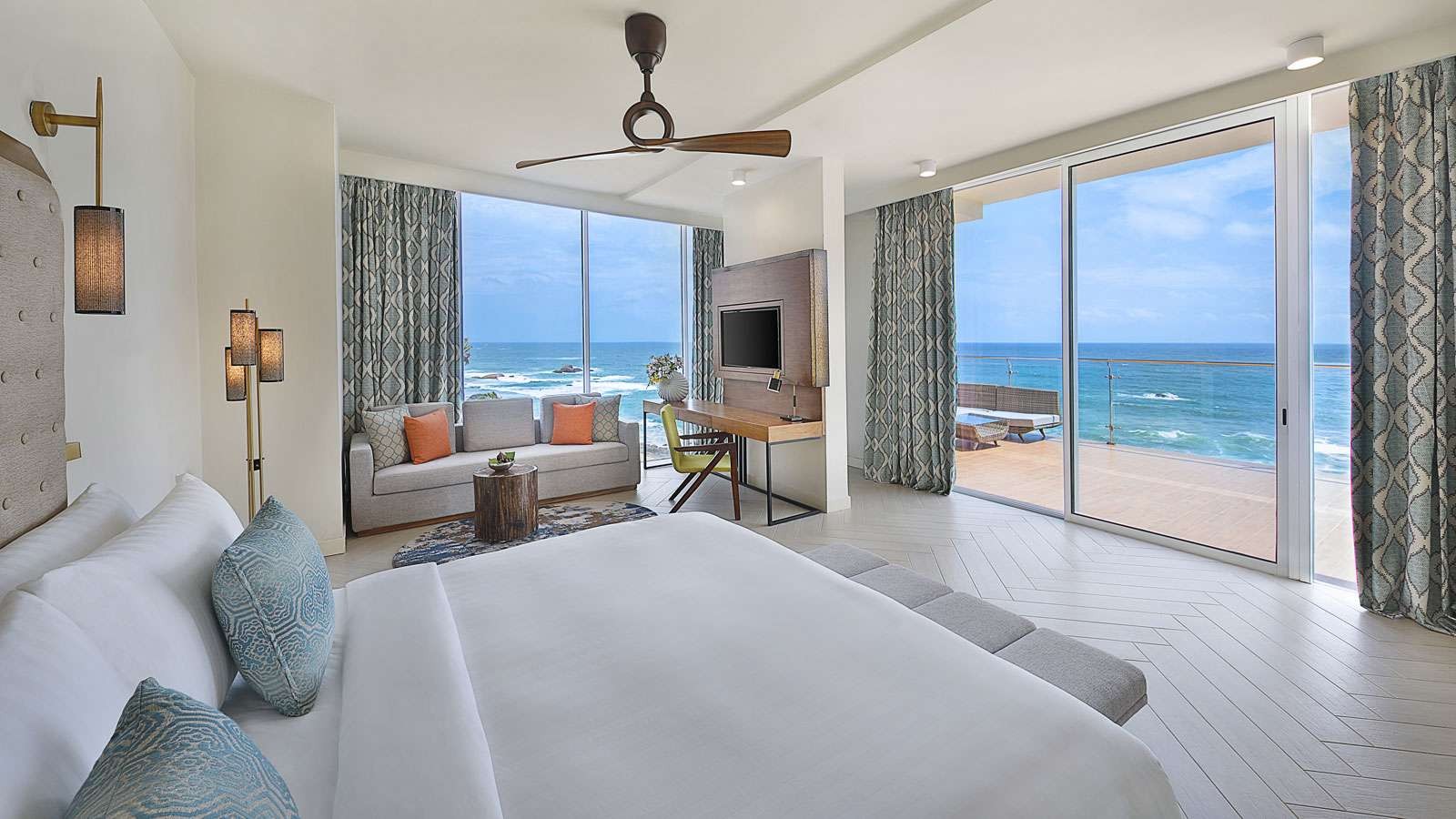 Junior Suite Ocean View, Radisson Blu Resort Galle 5*