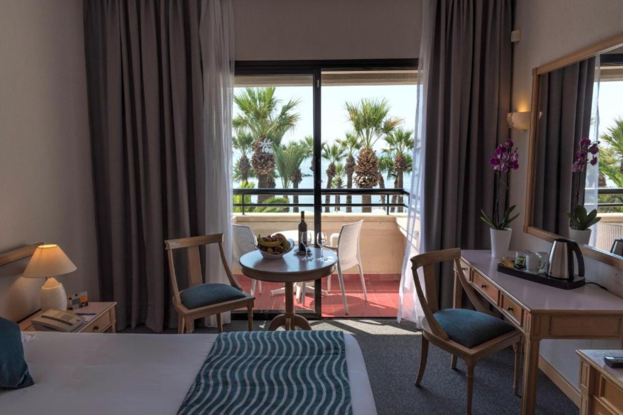 Double Garden/ Front Sea View, Palm Beach Hotel & Bungalows 4*