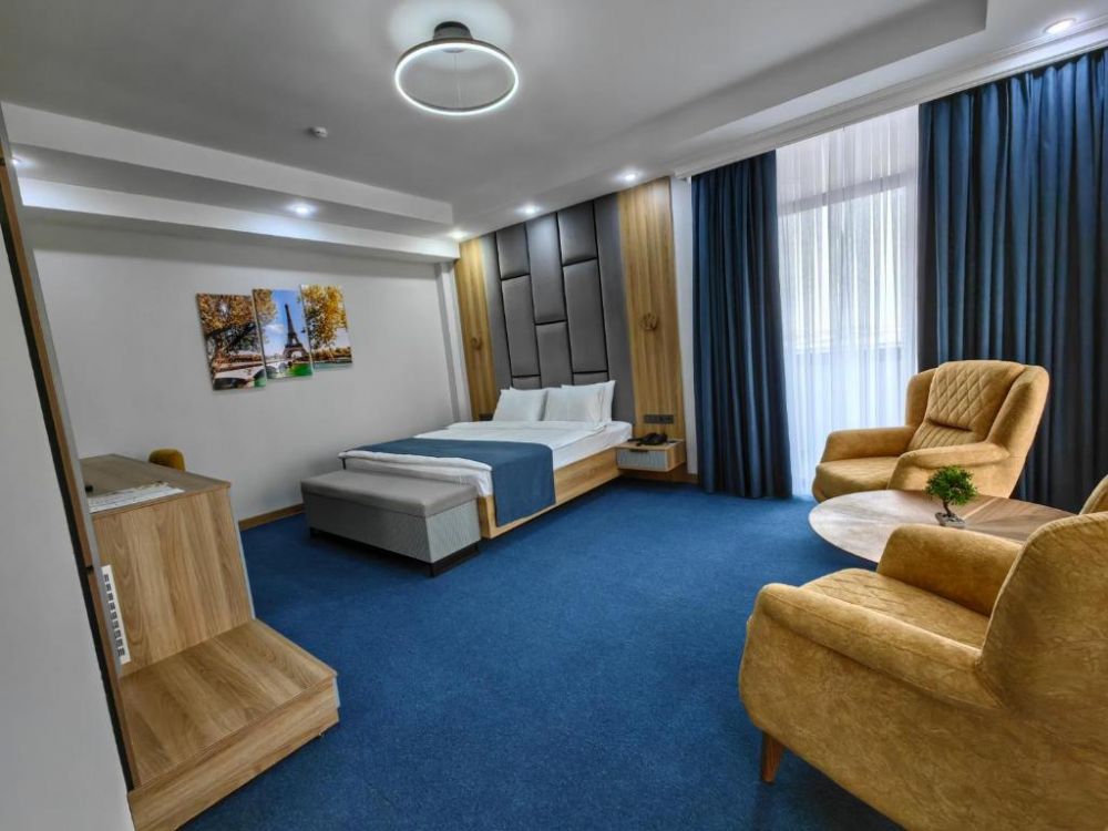Комфорт, Shymkent Park Hotel 4*