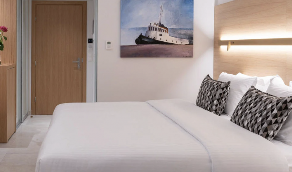 White Deluxe Room, High Beach White | Adults Only 4*