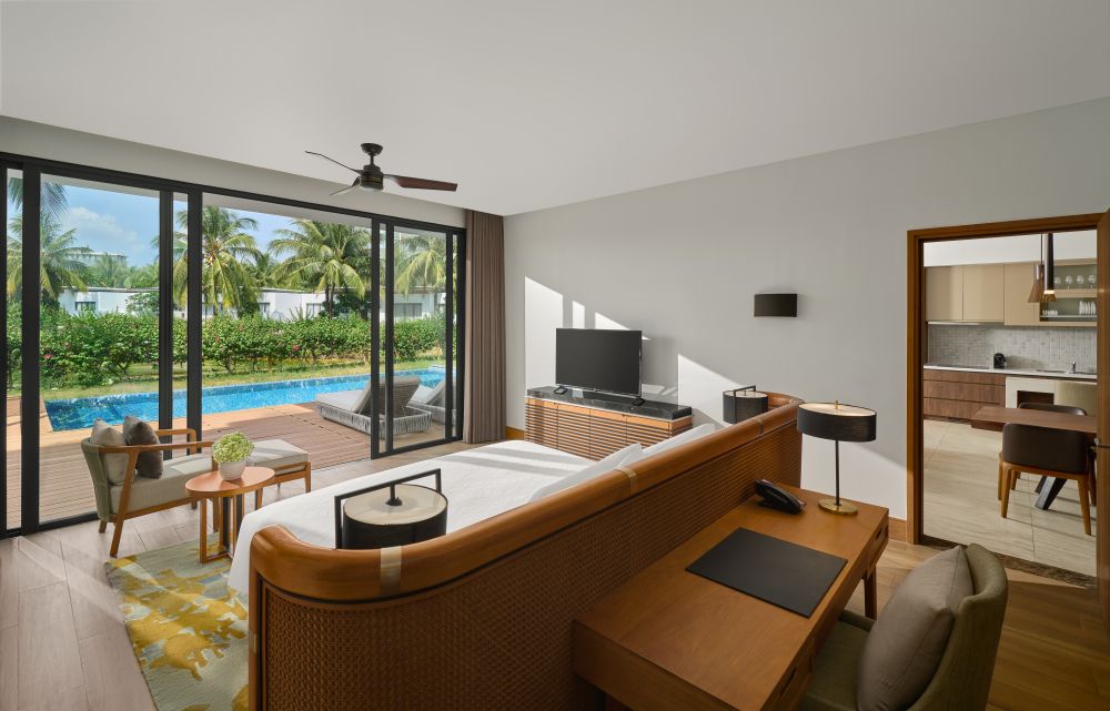 Family 3 Bedroom Duplex Villa Lake View Private Pool, Movenpick Resort Waverly & Movenpick Villas Residence Phu Quoc 5*