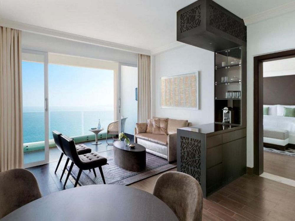 One Bedroom Suite, Fairmont Fujairah Beach Resort 5*