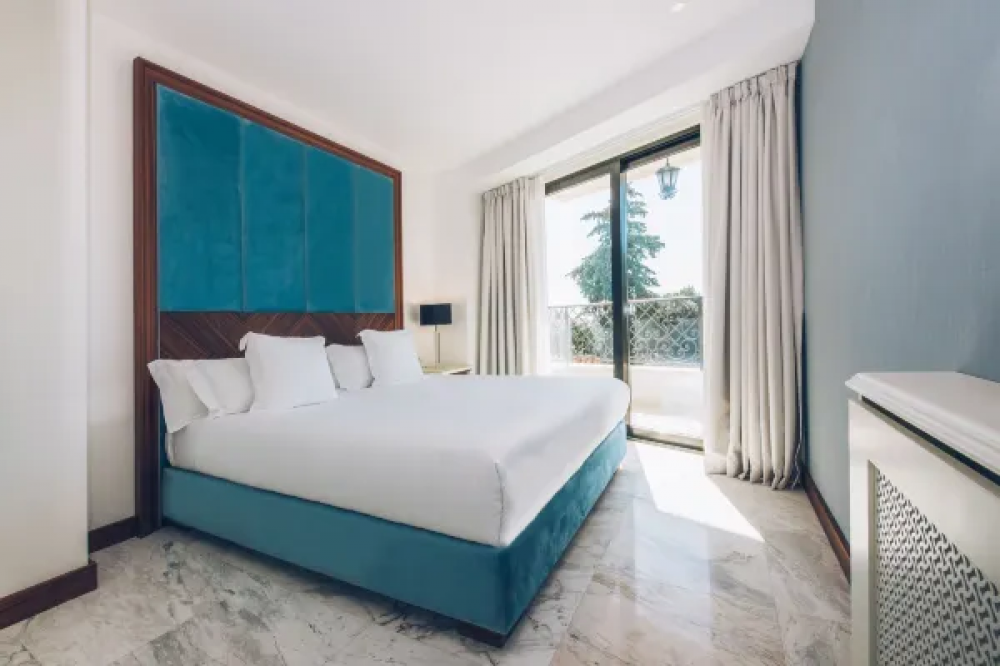 Family Suite (Rate A), Iberostar Waves Slavija 5*