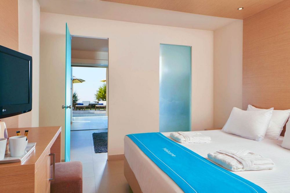 Pool Cool Junior Room, The Island Hotel | Adults Only 5*
