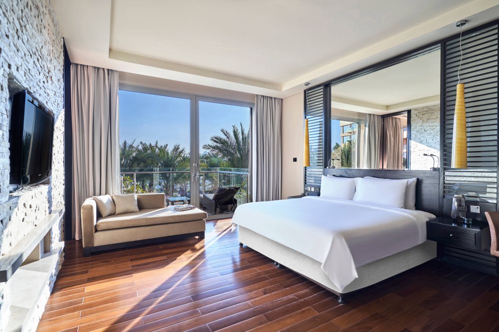 Two Bedroom Senior Suite, Rixos The Palm Dubai Hotel & Suites 5*