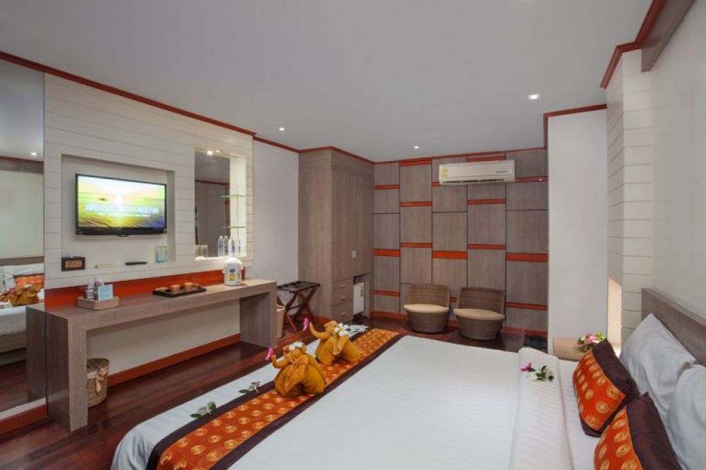 Superior Room, Phi Phi Natural Resort 3*