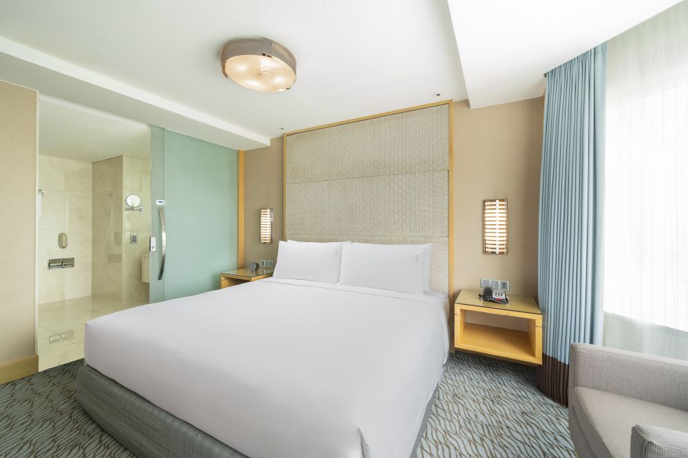 Premium Suite, Holiday Inn Silom, Bangkok 4*
