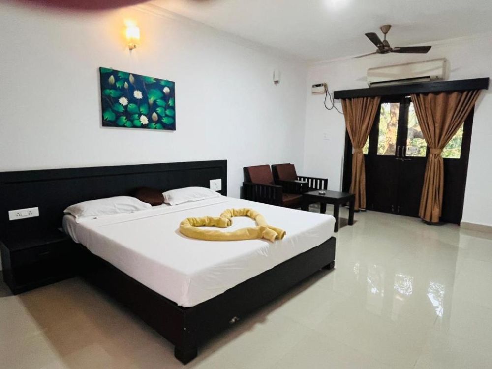 Deluxe AC, Naga Cottages 2*
