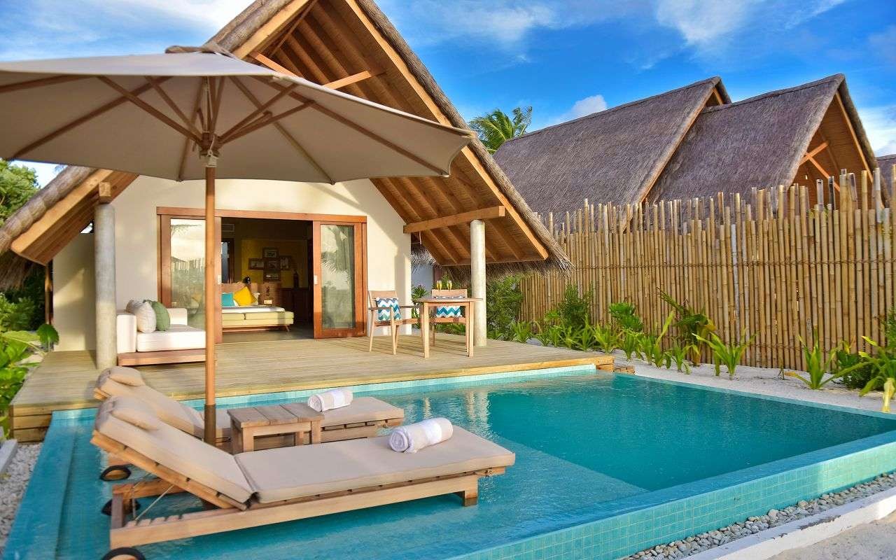 Pool Beach Villa Sunrise, Fushifaru Maldives 5*