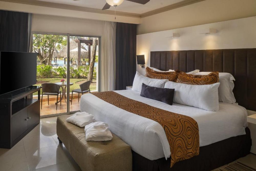 Club Honeymoon Suite Tropical/Ocean View (13+ only), Jewel Palm Beach 5*