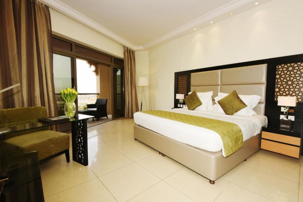One-Bedroom Residence, Bahi Ajman Palace 5*
