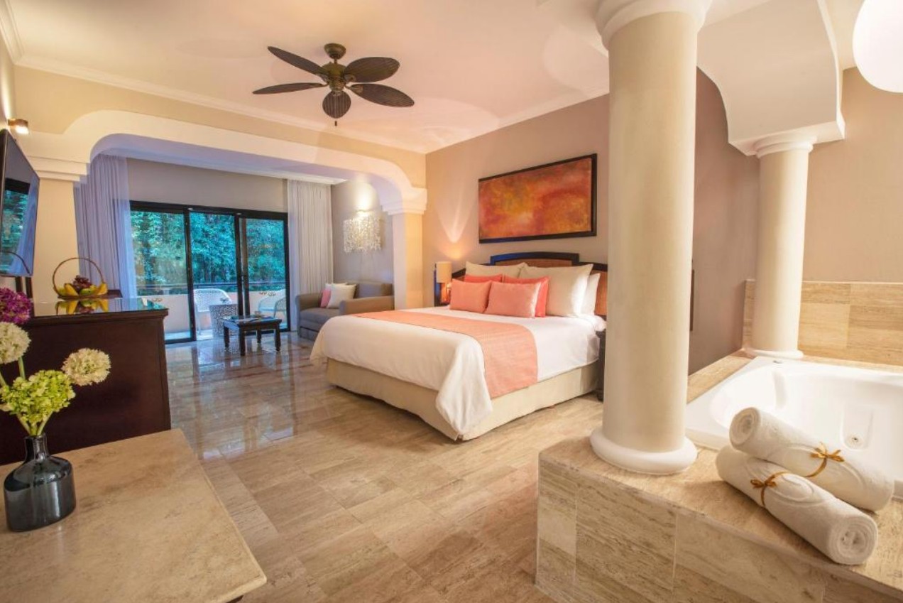 Junior Suite, Grand Palladium White Sand Resort & Spa 5*