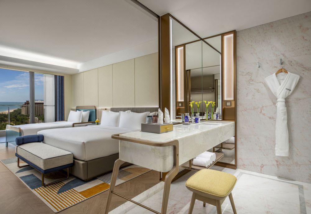 1 King and 1 Twin Standard with Balcony, Voco Sanya Bay 5*
